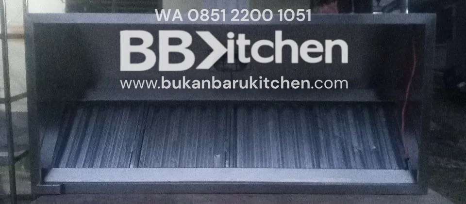 Hood Dapur Komersial dengan Filter dan Lampu - Ukuran P 200 x L 90 x T 30/50 cm