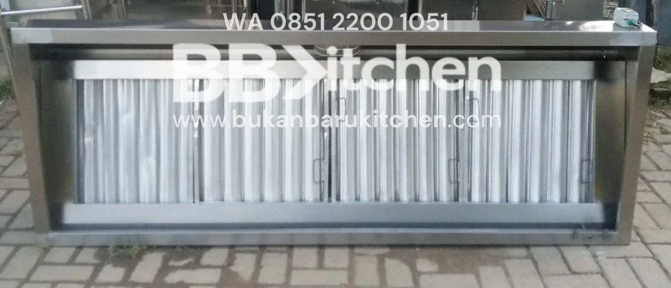 Hood Dapur Stainless Steel dengan Filter dan Lampu - P 215 x L 80 x T 30 cm
