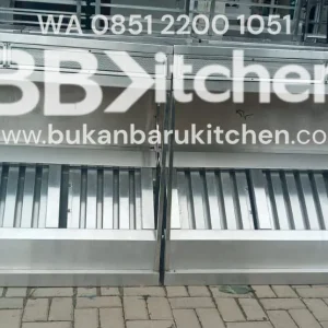 Hood Stainless Steel dengan Filter dan Saklar - P 300 x L 105 x T 40/50 cm