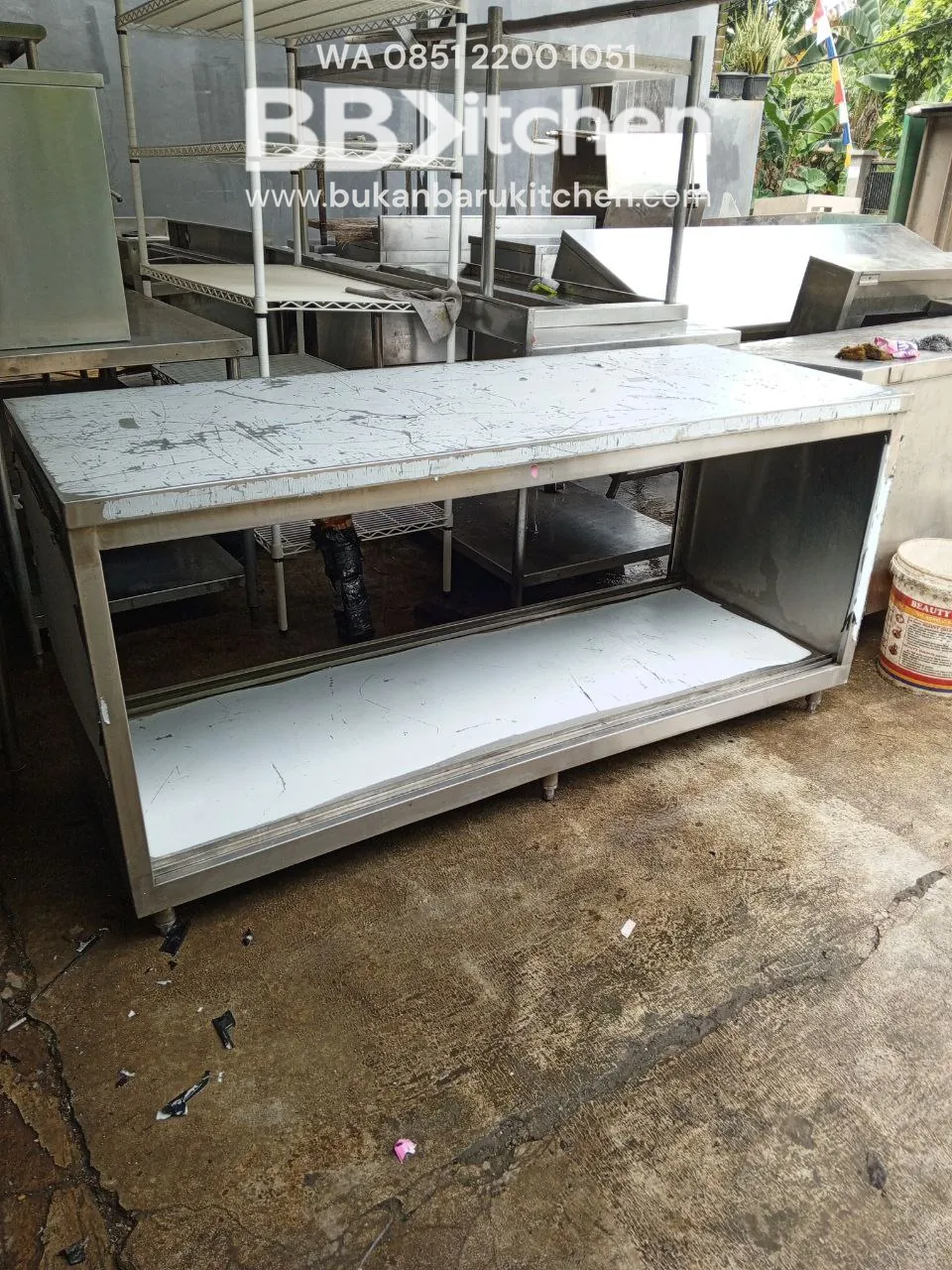 Meja 2 Susun Stainless Steel dengan Tutup Kanan Kiri 180x70x85 - Image 3