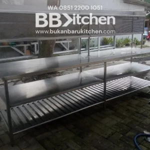 Meja 3 Susun Stainless Steel dengan Upper Shelf P300 x L70 x T85 cm