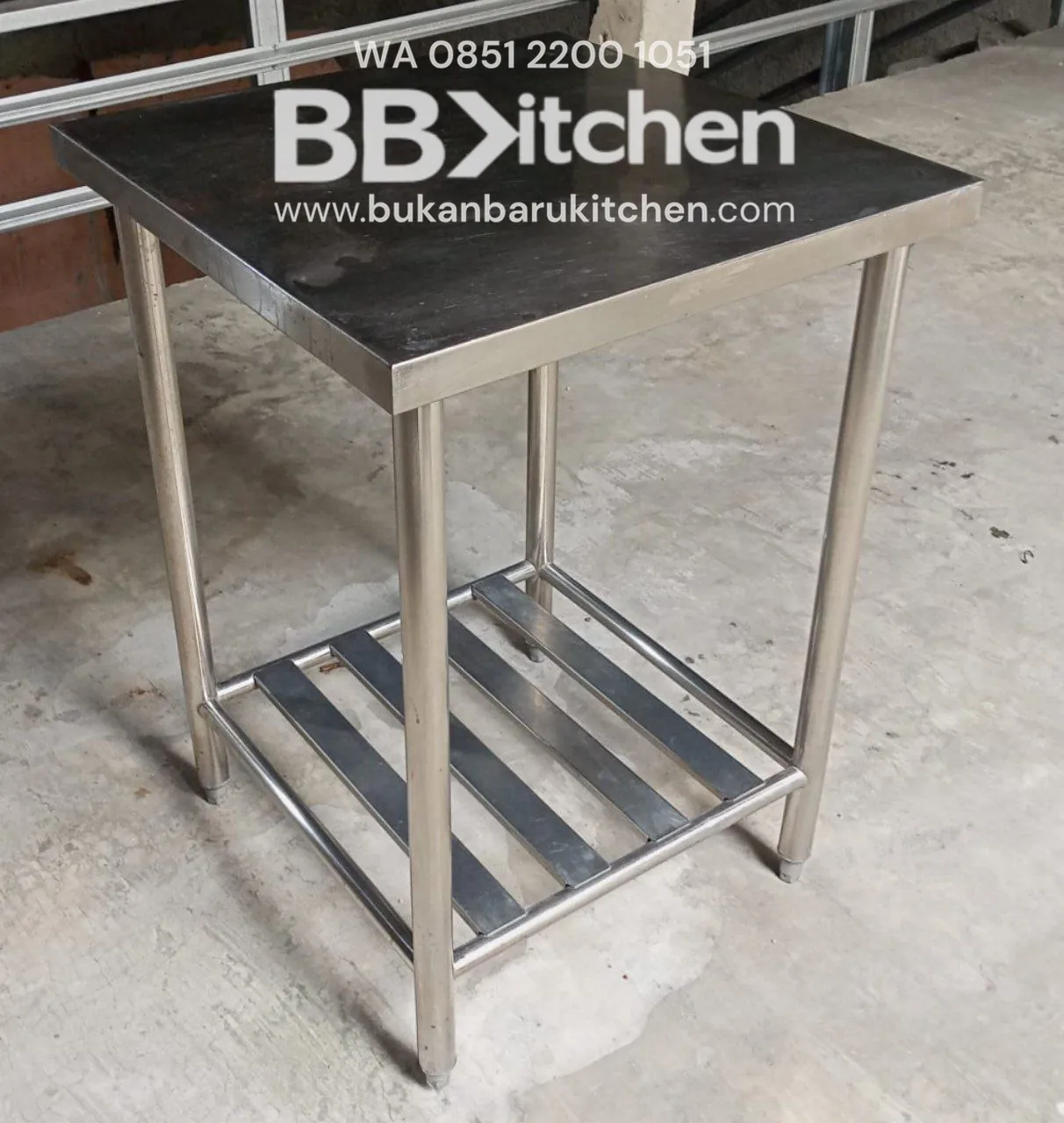 Meja Bumbu Stainless 2 Susun P 60 x L 60 x T 85 cm