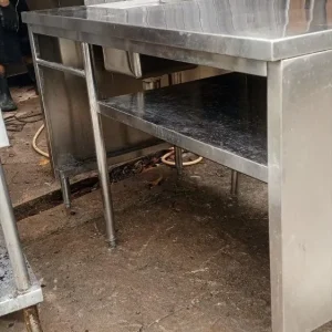 Meja Kabinet Stainless 2 Susun dengan Sink 1 Lobang Ukuran 145x70x85