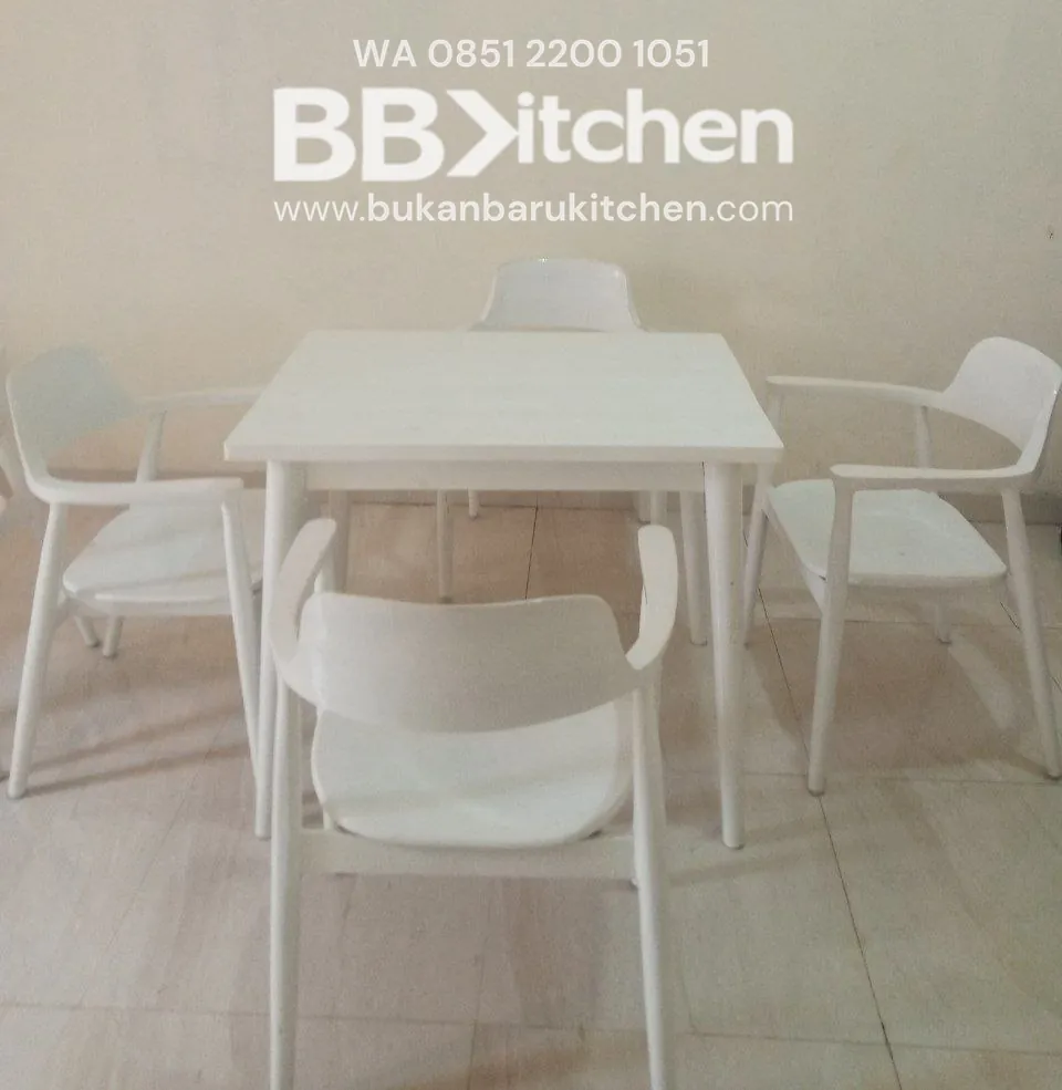 Meja Kursi Set Kayu Jati Landa 1 Meja dan 4 Kursi