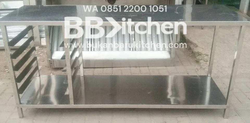 Meja Stainless 2 Susun dengan 5 Tray P180 x L60 x T83 cm