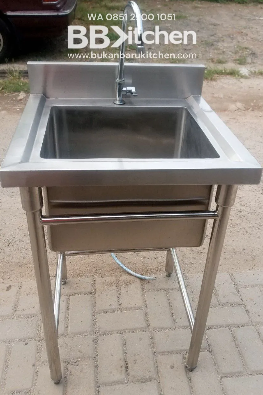 Single Sink Stainless Steel 60x60 cm dengan Kran