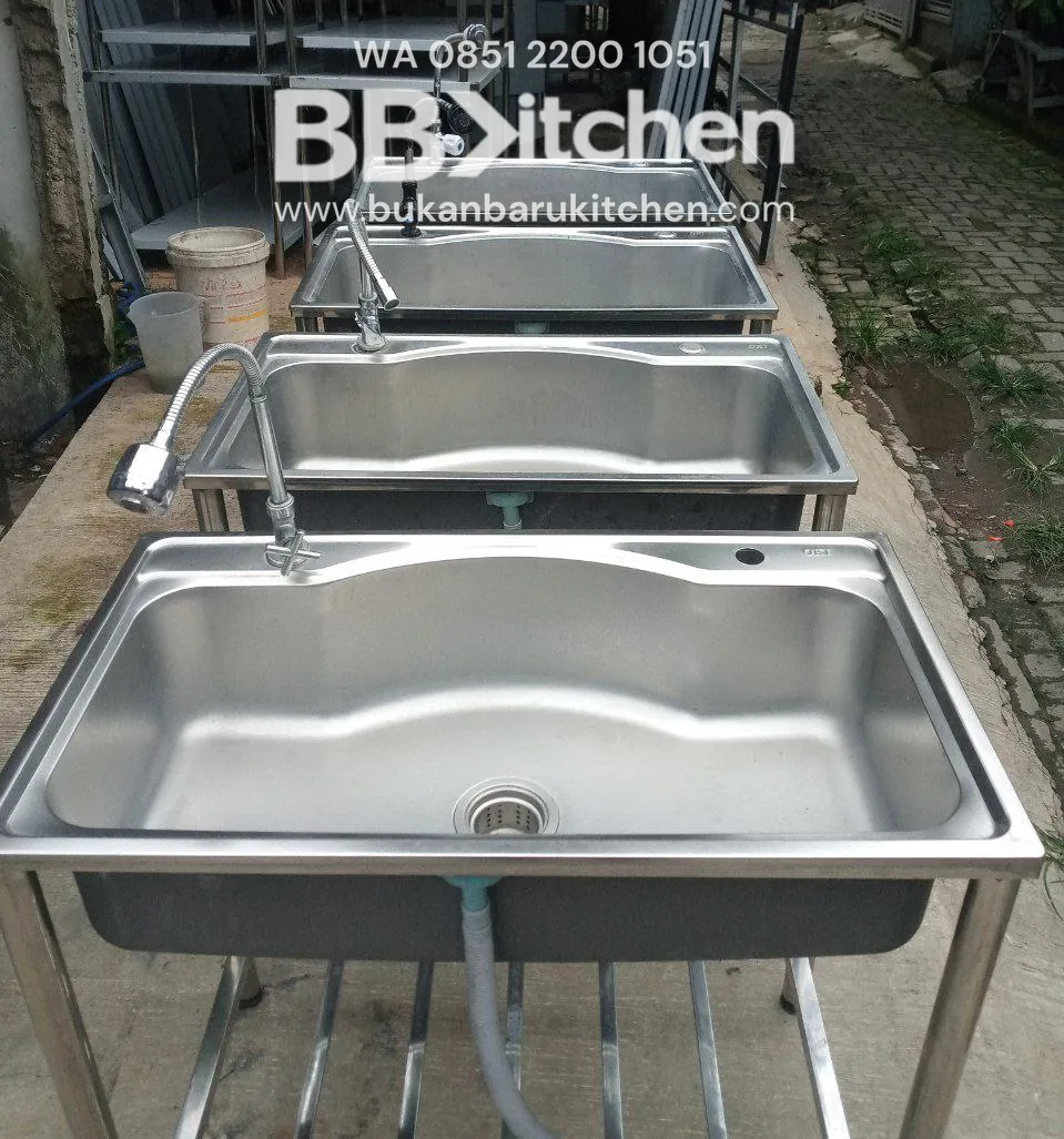 Single Sink Stainless Steel 86x48x80 cm dengan Kran