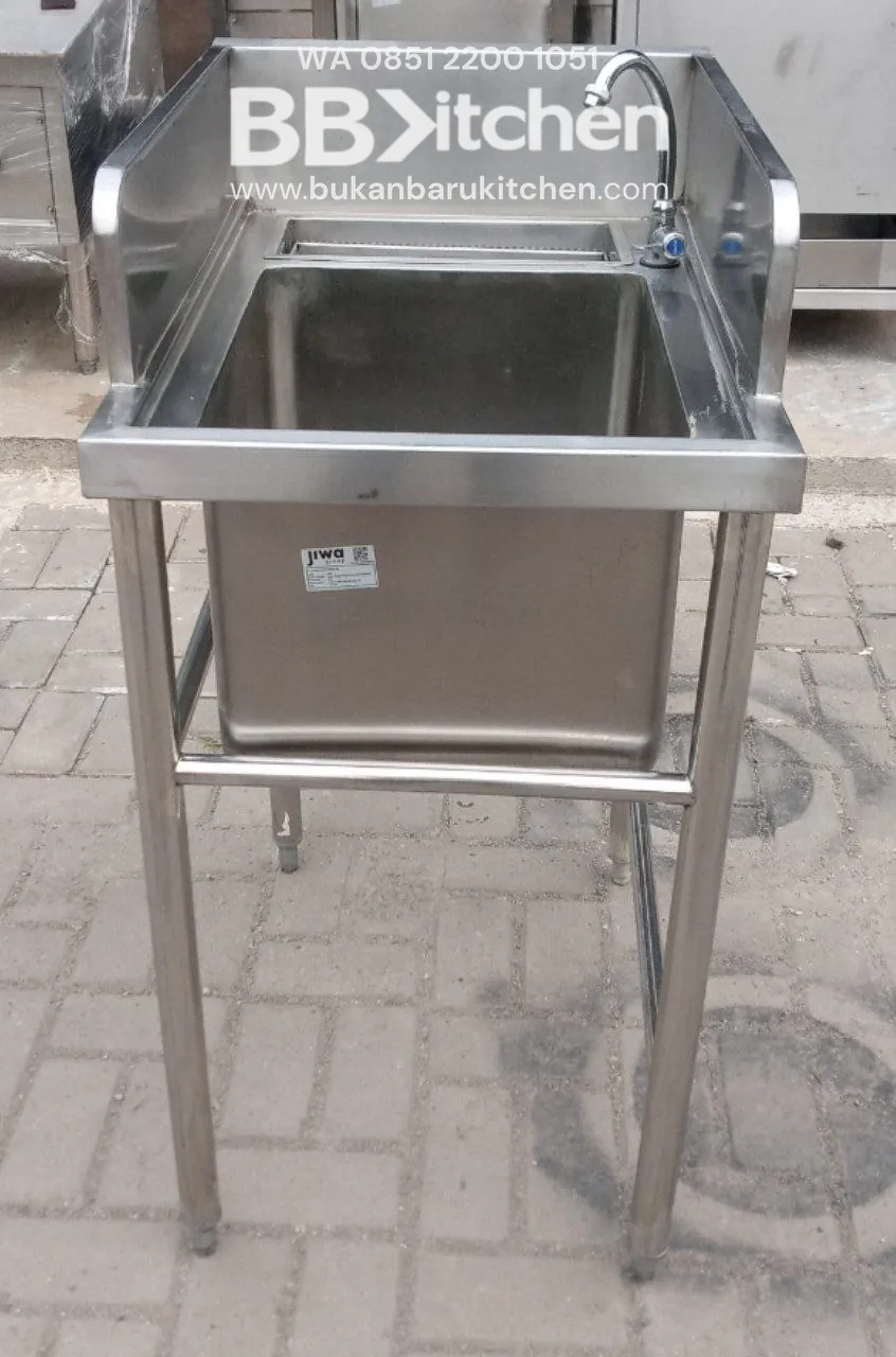 Single Sink Stainless Steel dengan Kran dan Saringan - Ukuran 50 x 70 x 85 cm