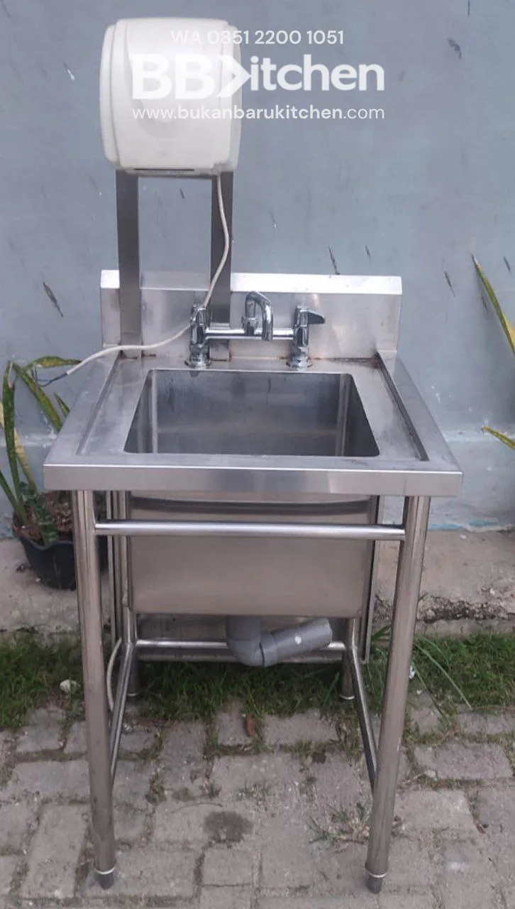 Single Sink Stainless Steel dengan Pengering Tangan 60x60 cm