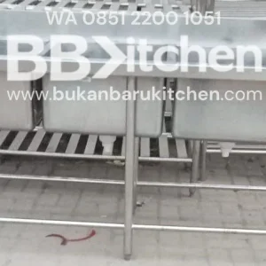 Sink Stainless 3 Lobang Sayap Kanan P218 x L69 x T85 cm