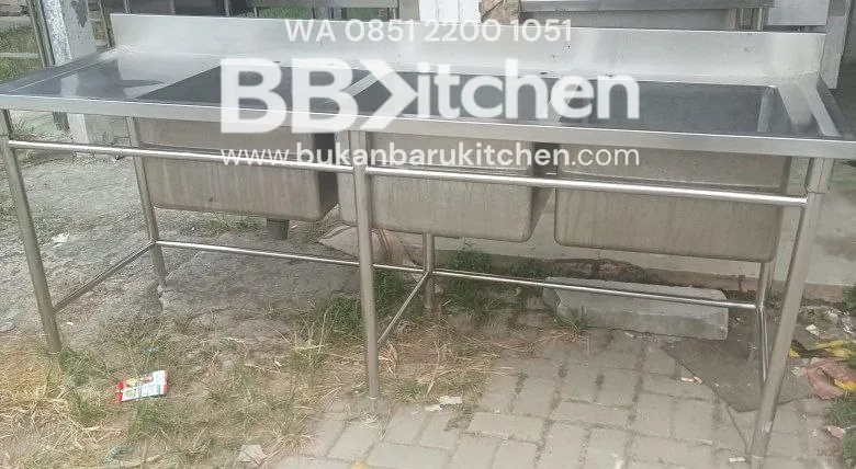Sink Stainless Steel 3 Lobang + Sayap Kiri - P 215 x L 70 x T 85 cm