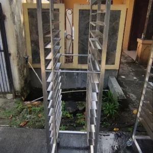 Troli Stainless Steel 18 Tray Ukuran 41x46x180