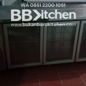 Under Counter Chiller Glassdoor 3 Pintu Turbo Air P 180 x L 70 x T 84 cm