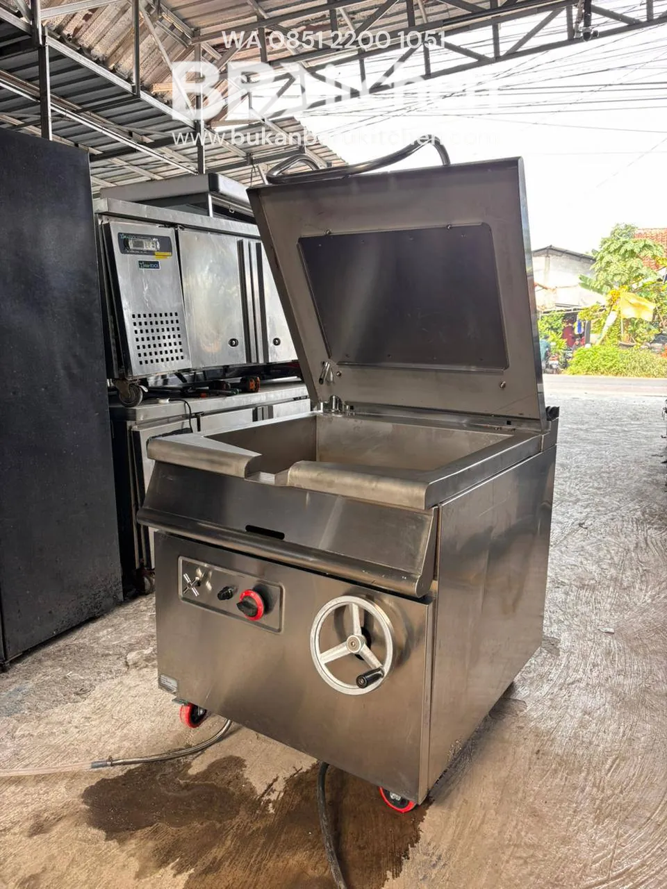 Gas Tilting Braising Pan Getra OH900-RS 80 Liter - Image 3