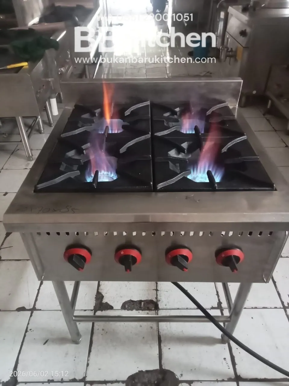 Kompor 4 Tungku High Pressure Ukuran 70x70x85