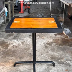 Meja Cafe Kayu Besi 70x60x75