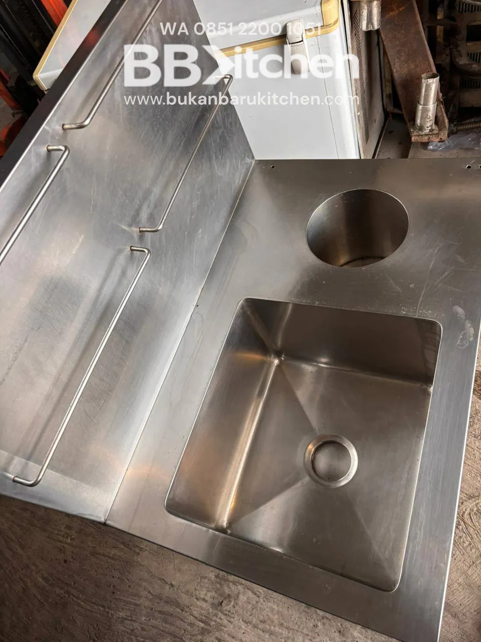 Meja Dusting Ukuran 90x60x75 dengan Lubang Diameter 21cm - Image 2