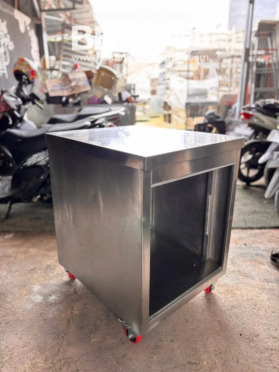 Meja Kabinet Stainless Tanpa Pintu Ukuran 60x70x80