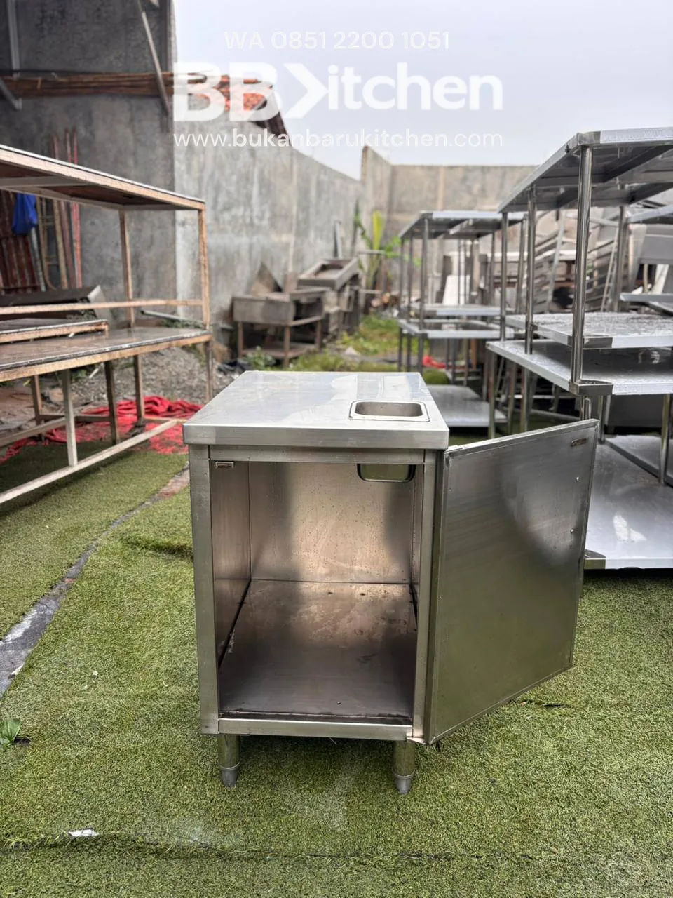 Meja Kabinet Stainless Ukuran 50x70x85