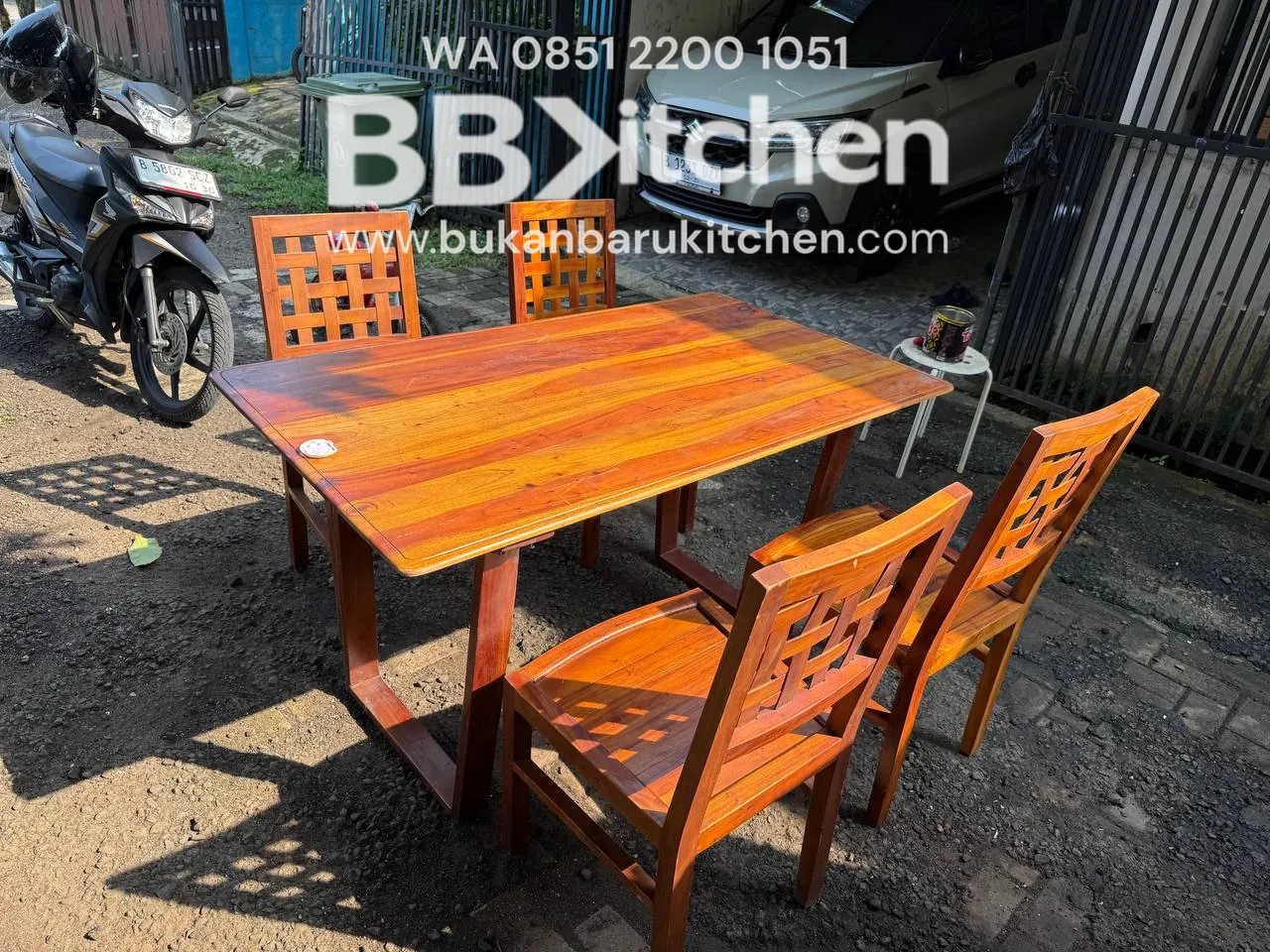 Meja Makan Kayu Ukuran 140x80x76 untuk Resto dan Katering - Image 3