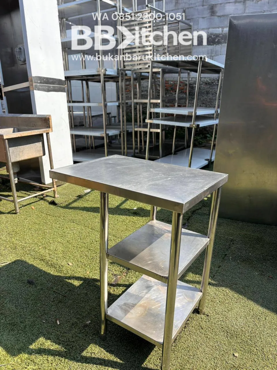 Meja Stainless Steel 3 Susun Ukuran 52x70x85