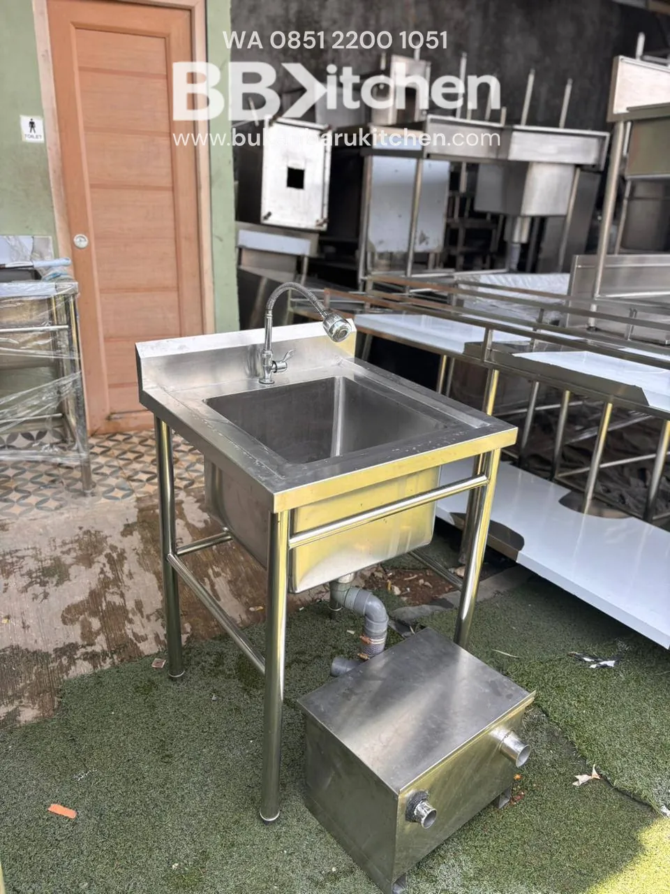 Single Sink Stainless Steel 1 Hole with Faucet and Grease Trap 60x60x85 - Image 4