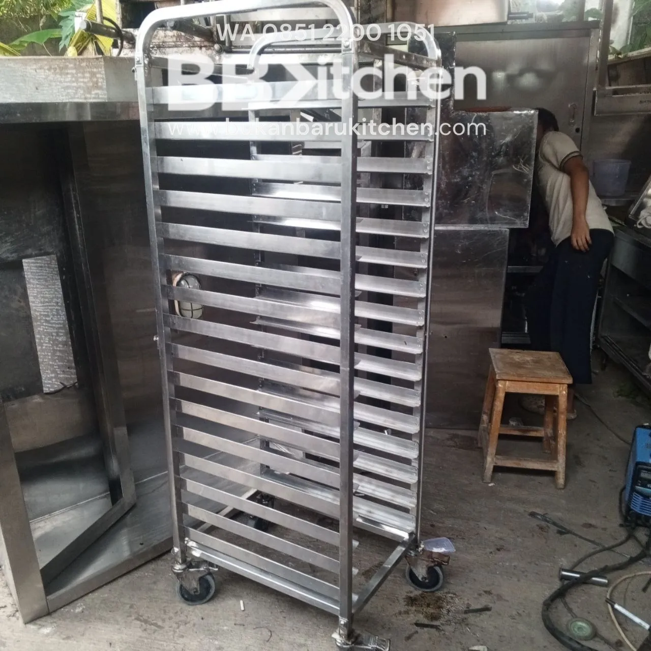 Trolley Bakery 16 Tray Ukuran 47x62x170 untuk Roti dan Kue - Image 2