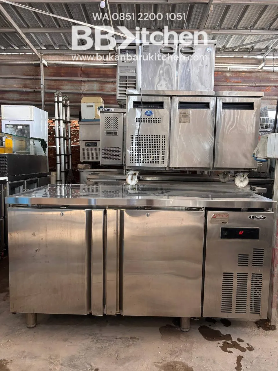 Undercounter Chiller Crown TZ 300 Ukuran 150x75x85