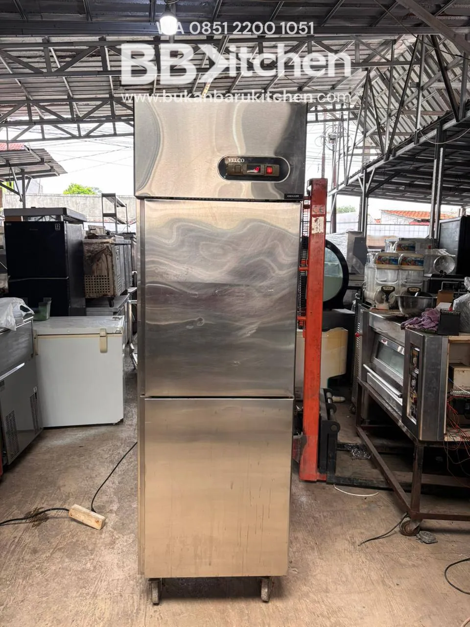 Upright Chiller 2 Pintu Velco CSUG5B2 Kapasitas 450 L