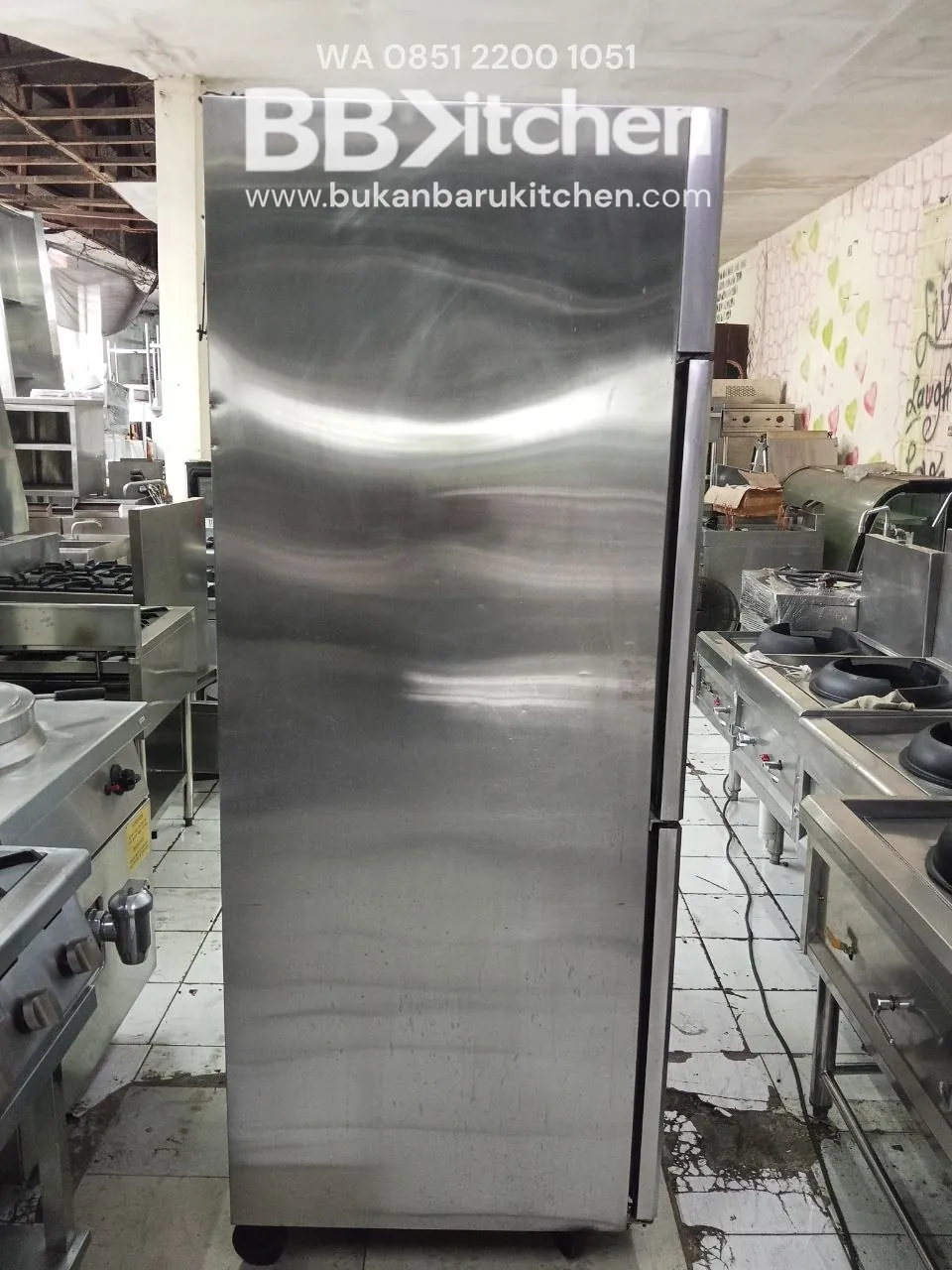 Upright Chiller 4 Pintu Crown UK 122x76x200 - Image 3