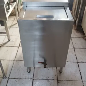 Ice Bin UK 48x67x78 dengan lubang 40x60x50