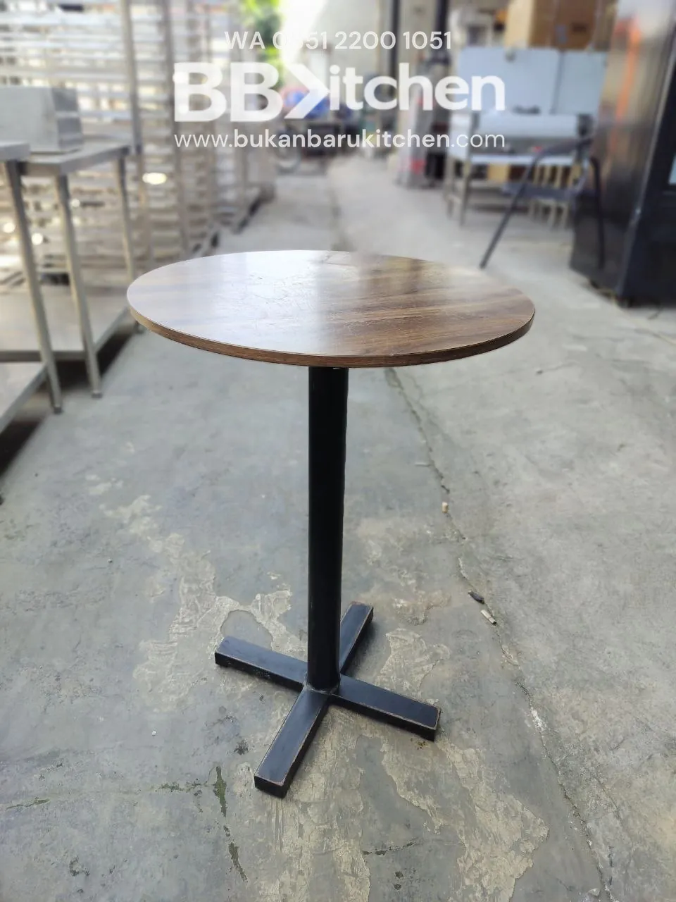 Meja Kafee Kayu Multiplek Kaki Besi Diameter 50 cm Tinggi 75 cm