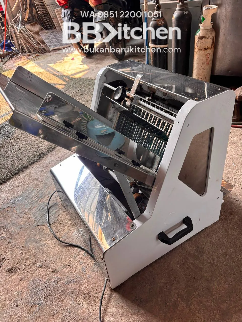 Mesin Potong Roti Tawar Sinmag 1 cm - Bread Slicer
